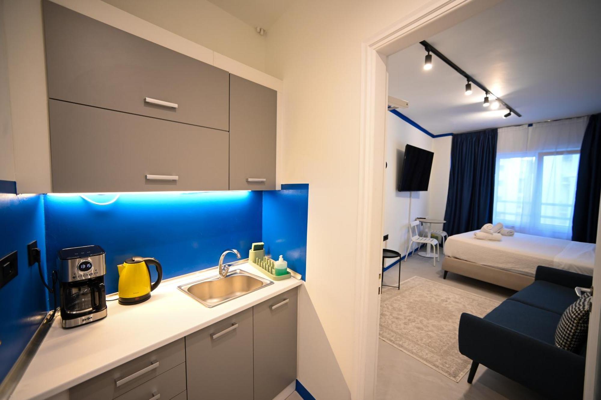 One-Bedroom Apartment