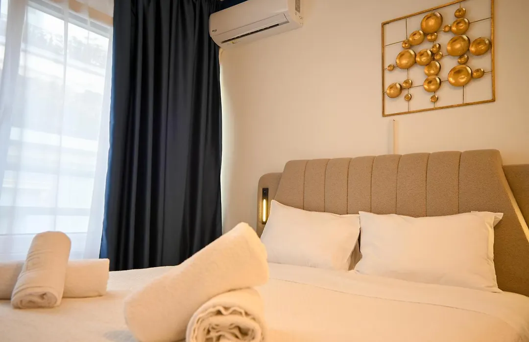 Syntagma Plaka Suite By Zeussuites-1